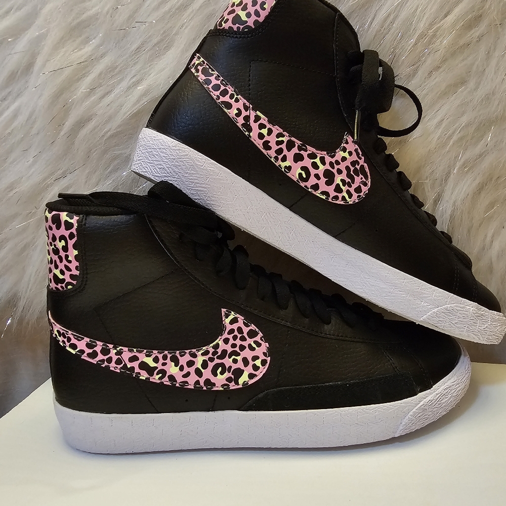 Nike Blazer Mid Black Pink Volt Cheetah Shoes DA4674-001  Youth 6 NO BOX NEW